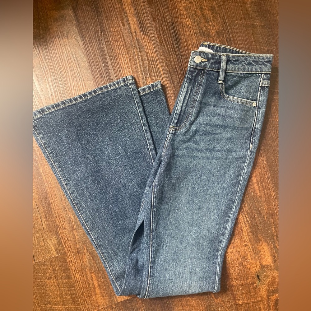 Forever 21 Blue Flare Wide Leg Jeans NWOT Size 27